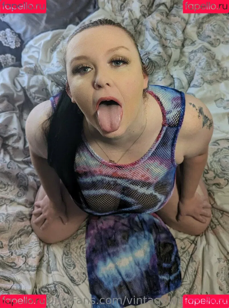 vintagewitchteaze Onlyfans Photo Gallery 