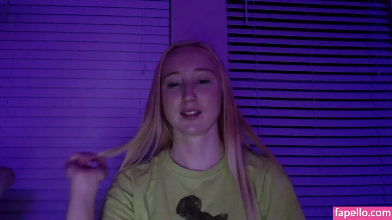 Renee St Pierre Onlyfans Photo Gallery 