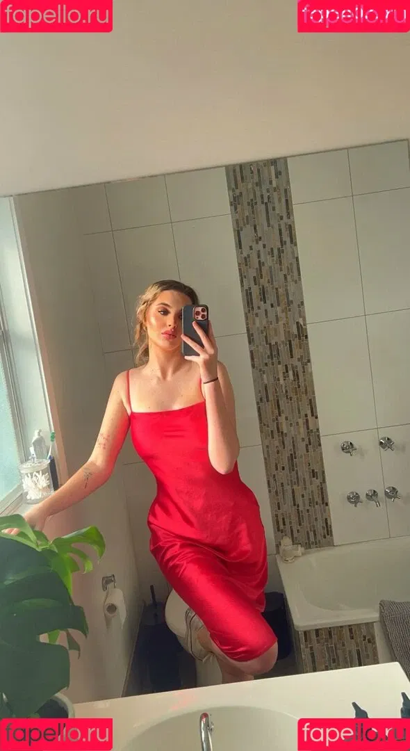 arsonrylucia Onlyfans Photo Gallery 