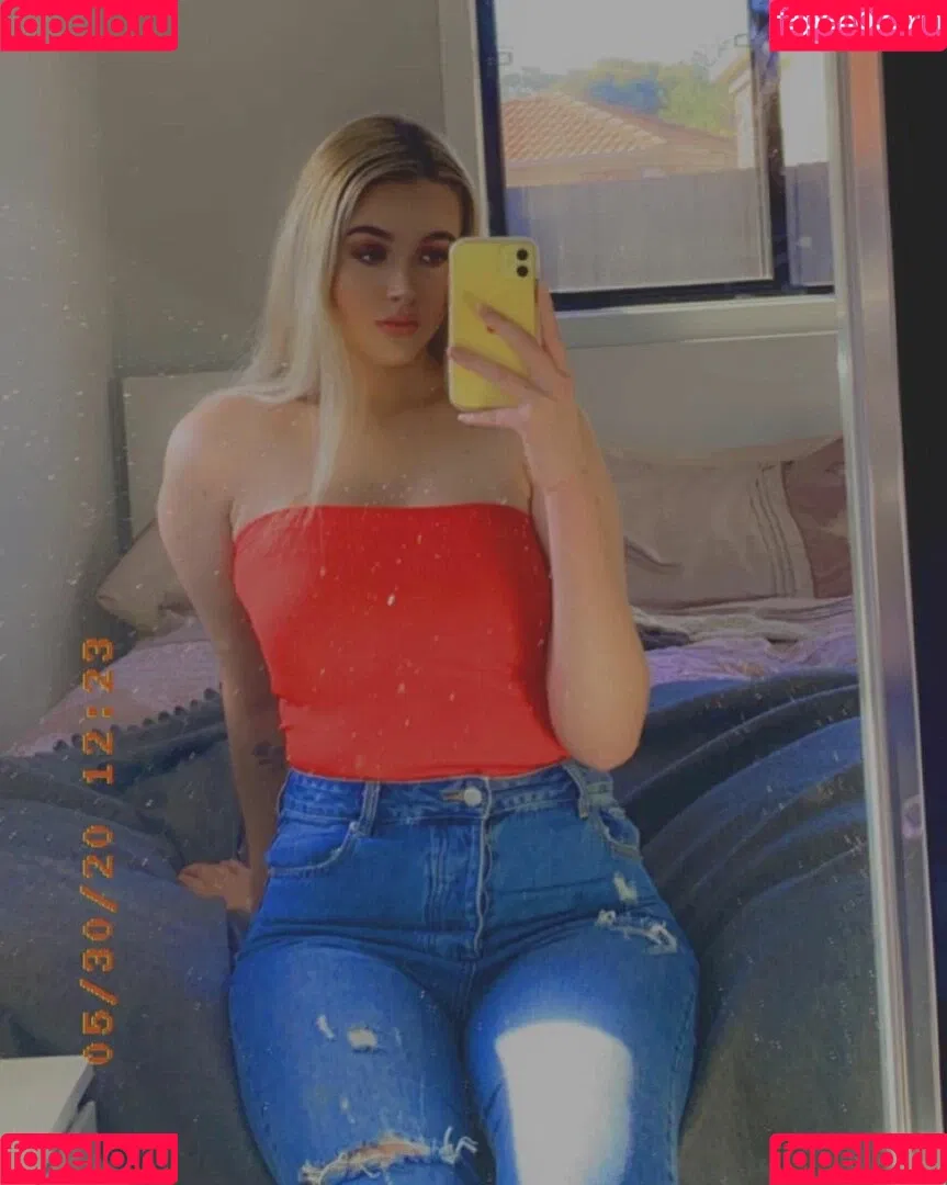 arsonrylucia Onlyfans Photo Gallery 