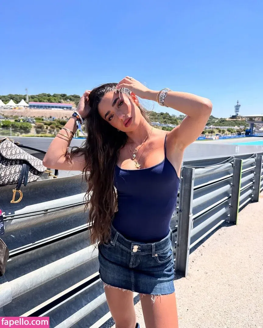 Lola Lolita Onlyfans Photo Gallery 