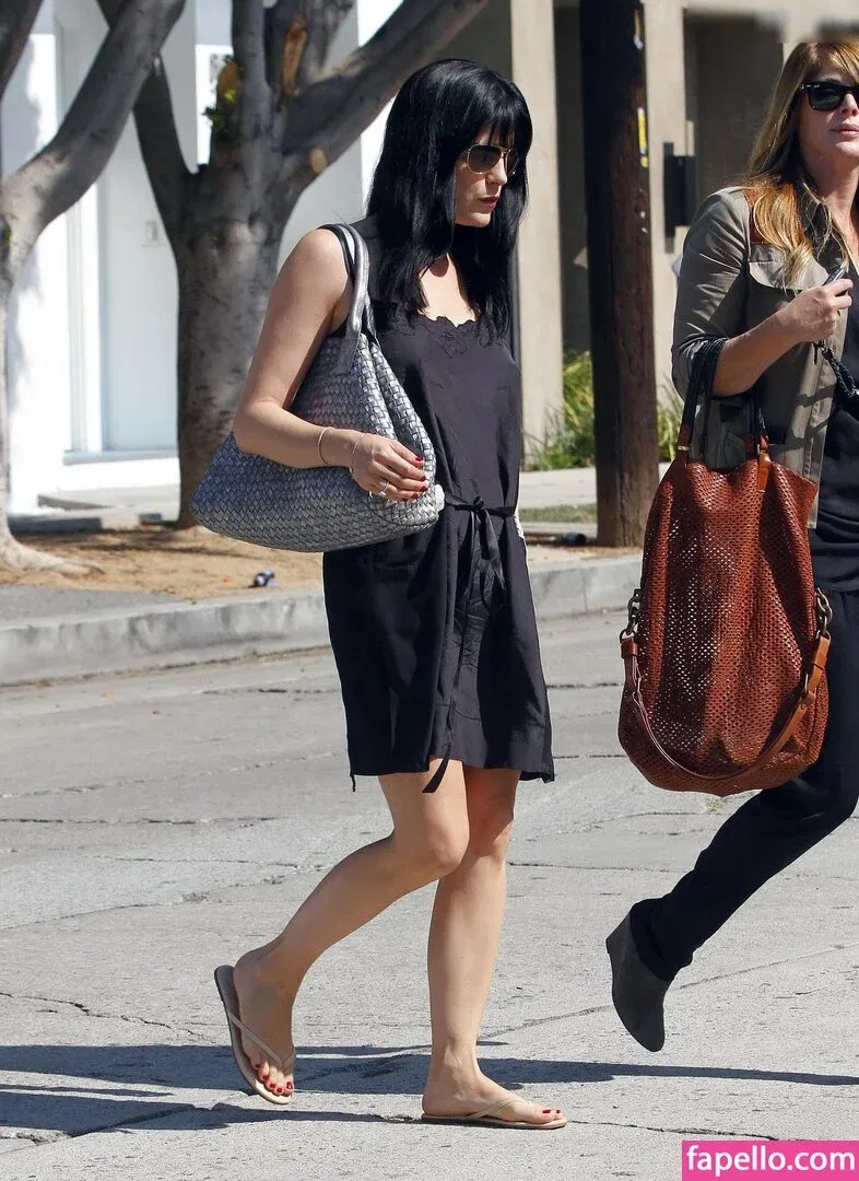 Selma Blair Onlyfans Photo Gallery 