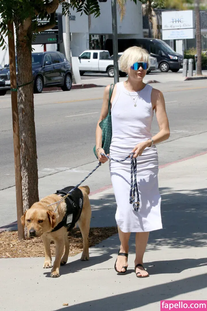 Selma Blair Onlyfans Photo Gallery 