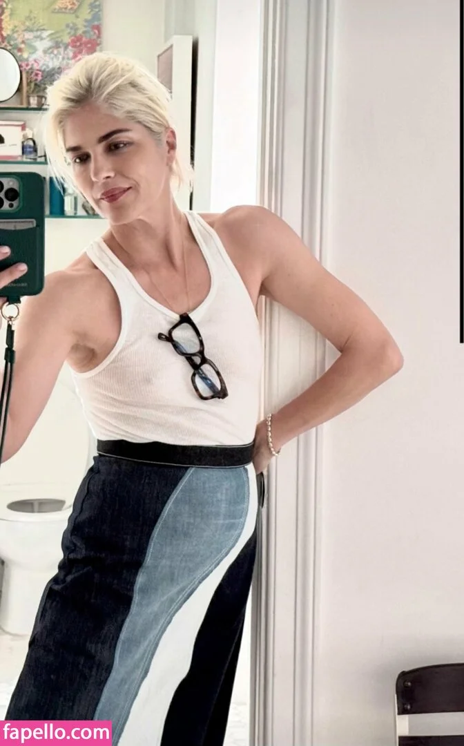 Selma Blair Onlyfans Photo Gallery 