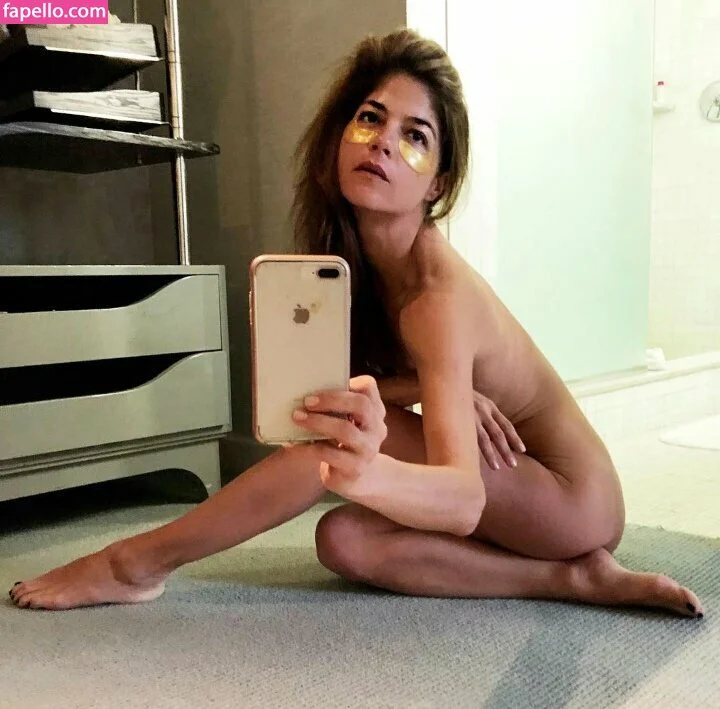 Selma Blair Onlyfans Photo Gallery 