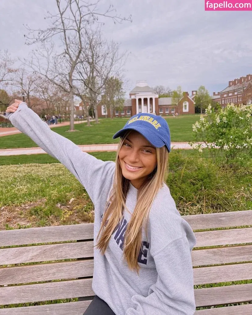 ellaagrantt Onlyfans Photo Gallery 