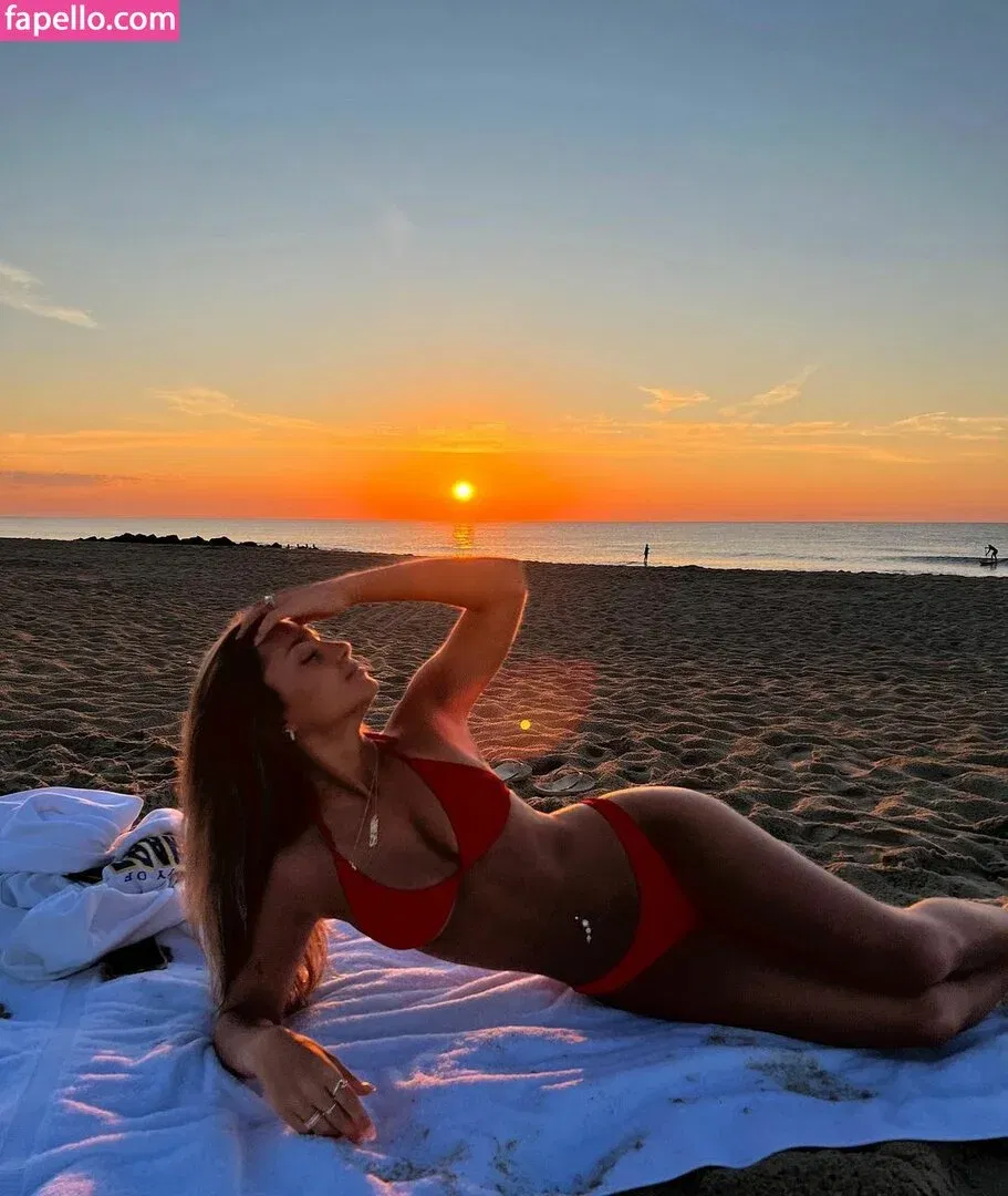 ellaagrantt Onlyfans Photo Gallery 