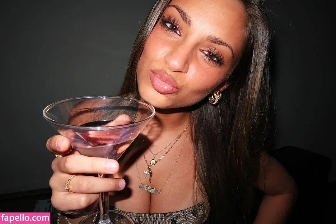 ellaagrantt Onlyfans Photo Gallery 