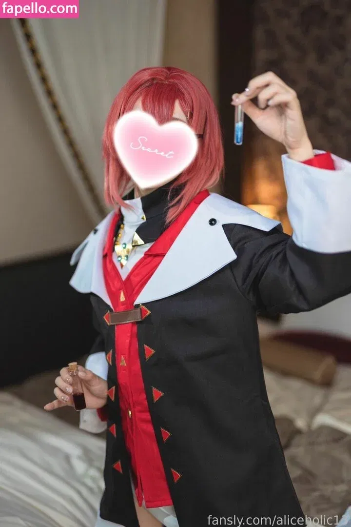 Aliceholic13 Onlyfans Photo Gallery 