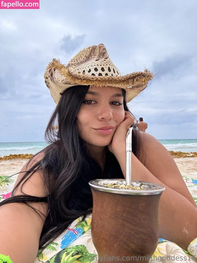 miahgoddess16 Onlyfans Photo Gallery 