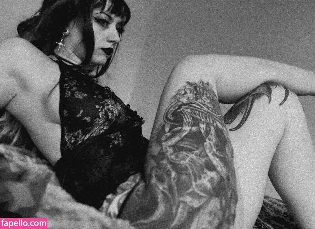 Liliithbathory Onlyfans Photo Gallery 