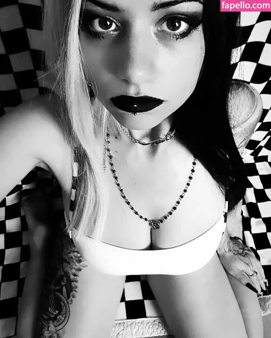 Liliithbathory Onlyfans Photo Gallery 