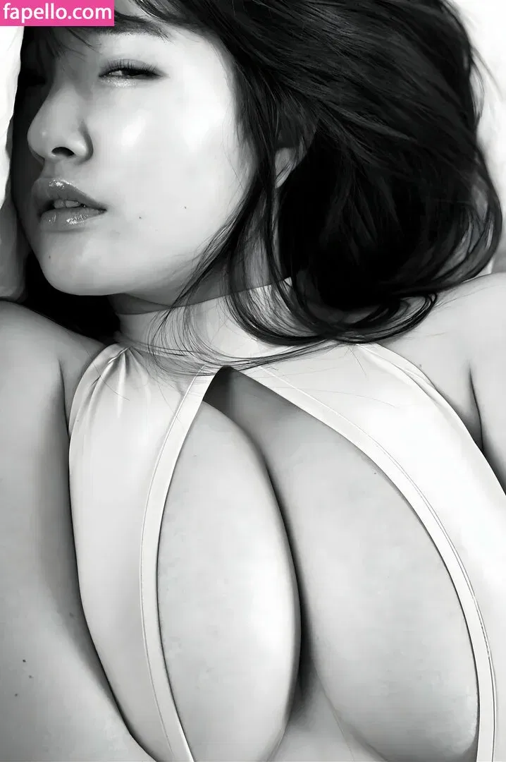 Hara Tsumugi Onlyfans Photo Gallery 