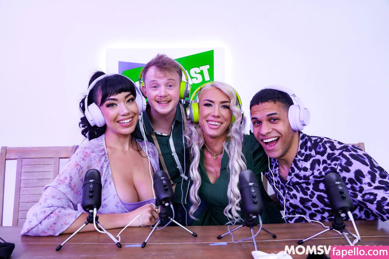 Little Puck Onlyfans Photo Gallery 