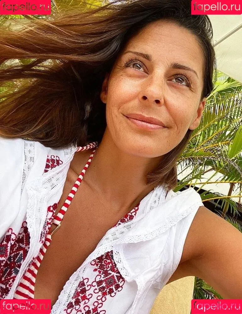 Funda Vanroy Onlyfans Photo Gallery 