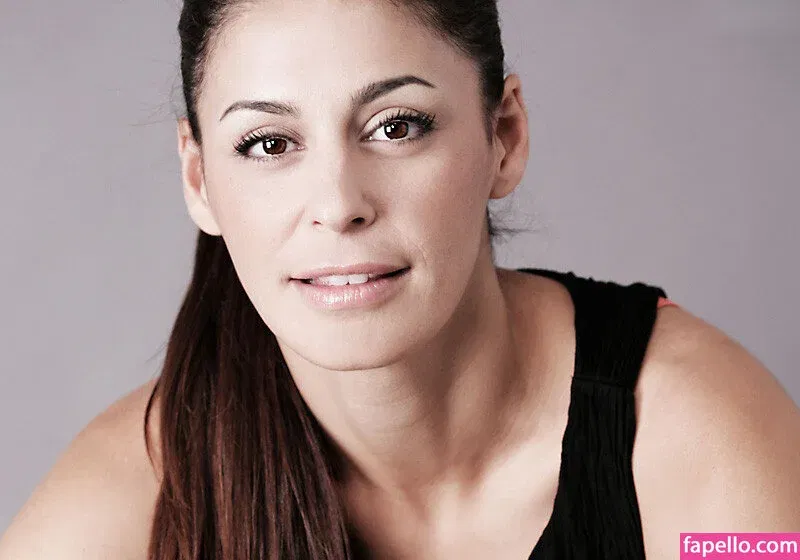 Funda Vanroy Onlyfans Photo Gallery 