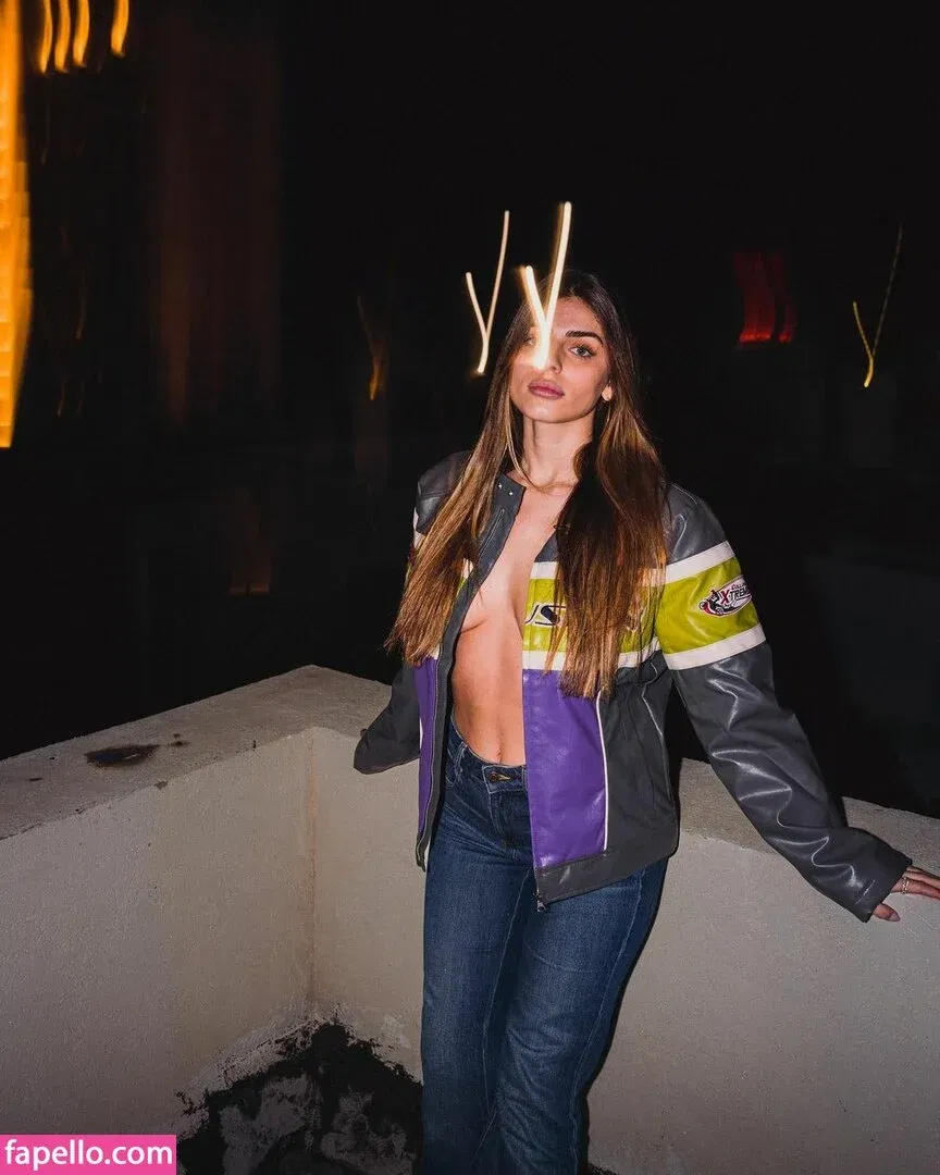 Noya Arviv Onlyfans Photo Gallery 