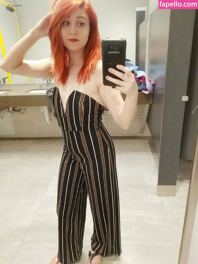 elladonella-free Onlyfans Photo Gallery 