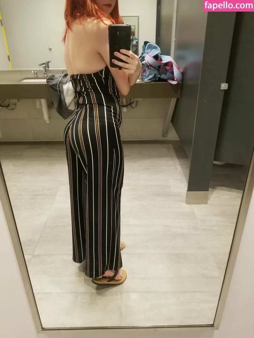 elladonella-free Onlyfans Photo Gallery 