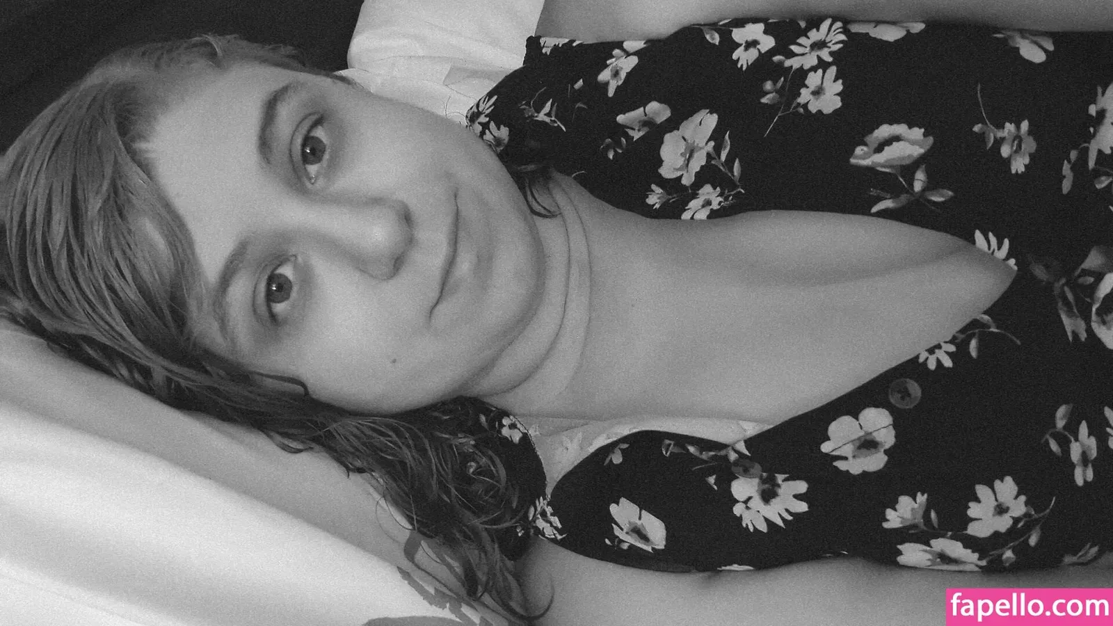 elladonella-free Onlyfans Photo Gallery 