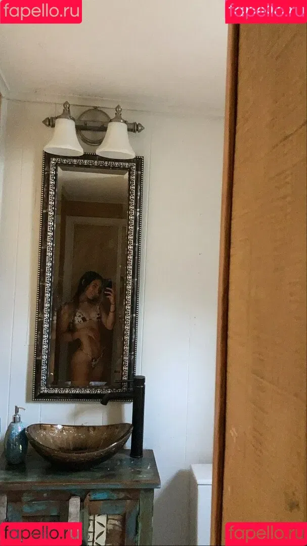thelizzyporter Onlyfans Photo Gallery 