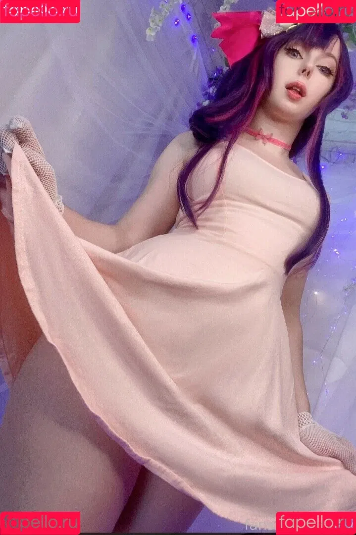 Mayweda Cosplay Onlyfans Photo Gallery 