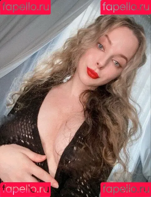 Mayweda Cosplay Onlyfans Photo Gallery 