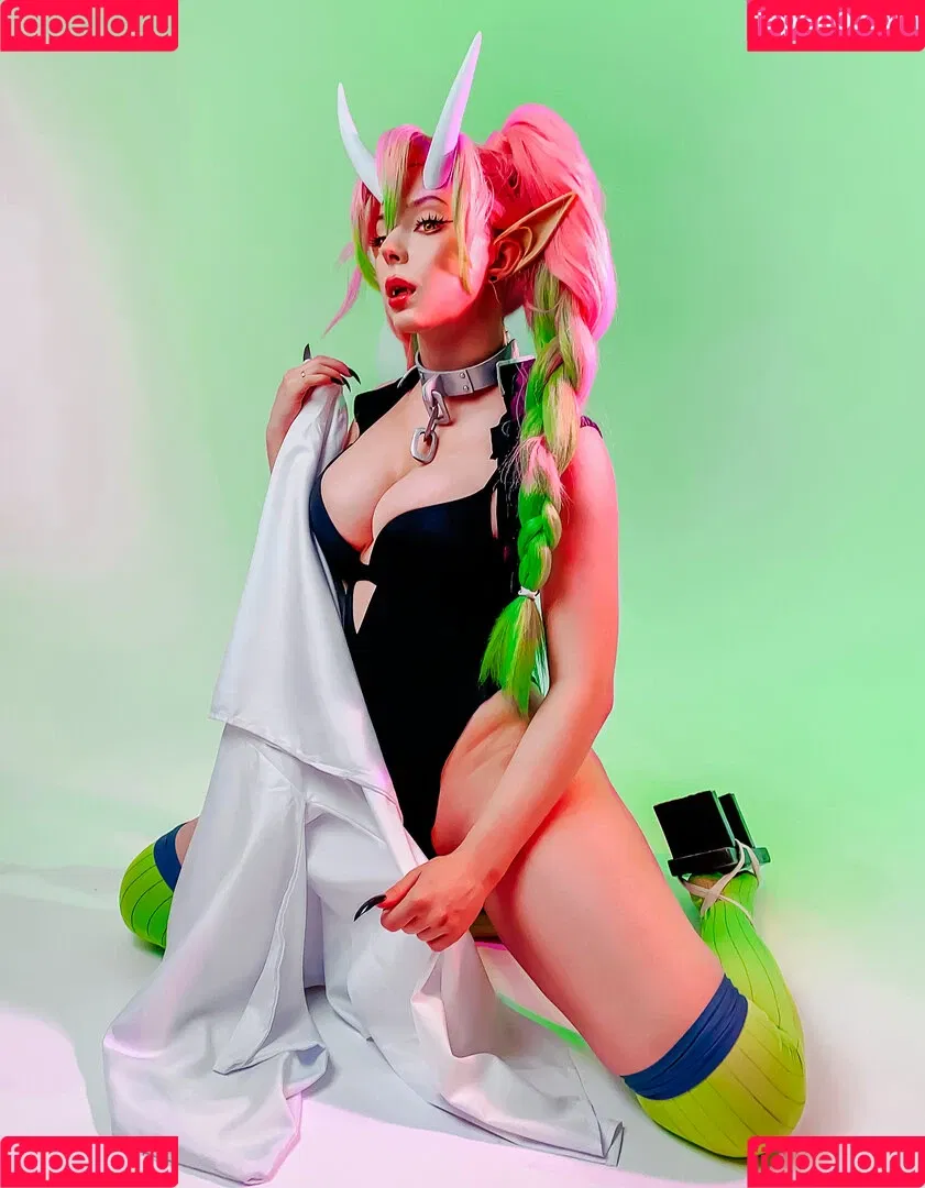Mayweda Cosplay Onlyfans Photo Gallery 