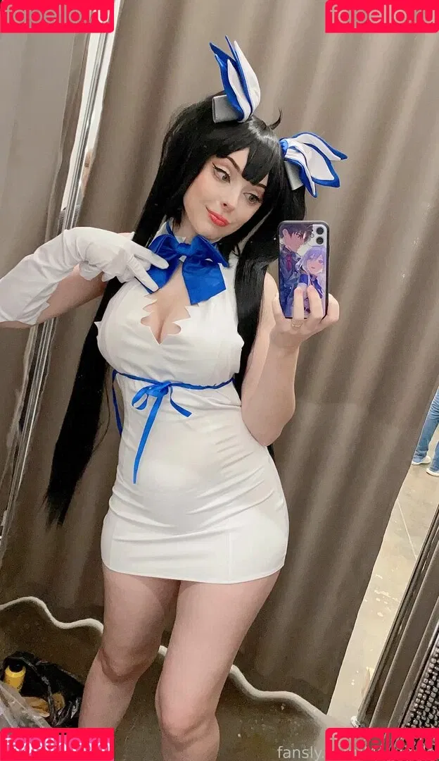 Mayweda Cosplay Onlyfans Photo Gallery 