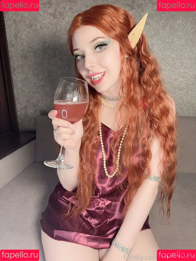 Mayweda Cosplay Onlyfans Photo Gallery 