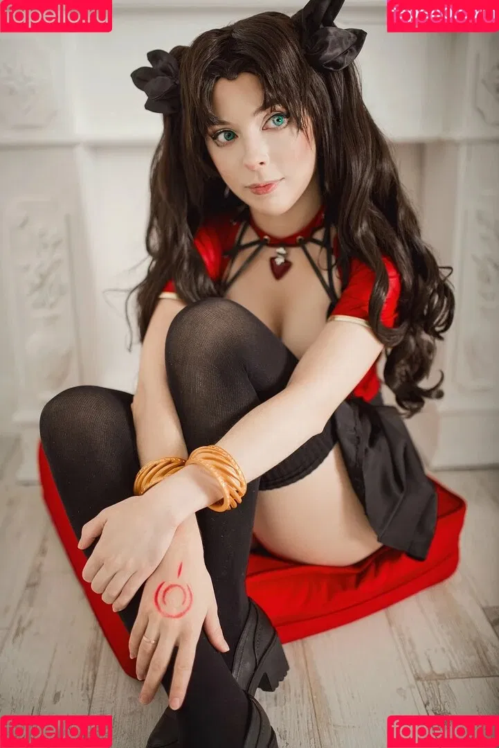 Mayweda Cosplay Onlyfans Photo Gallery 