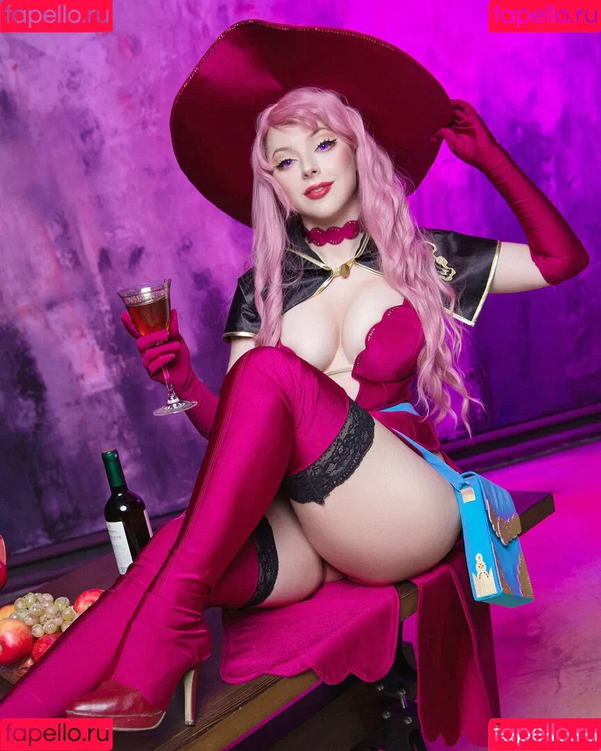Mayweda Cosplay Onlyfans Photo Gallery 