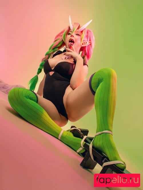 Mayweda Cosplay Nude Onlyfans Photo 23