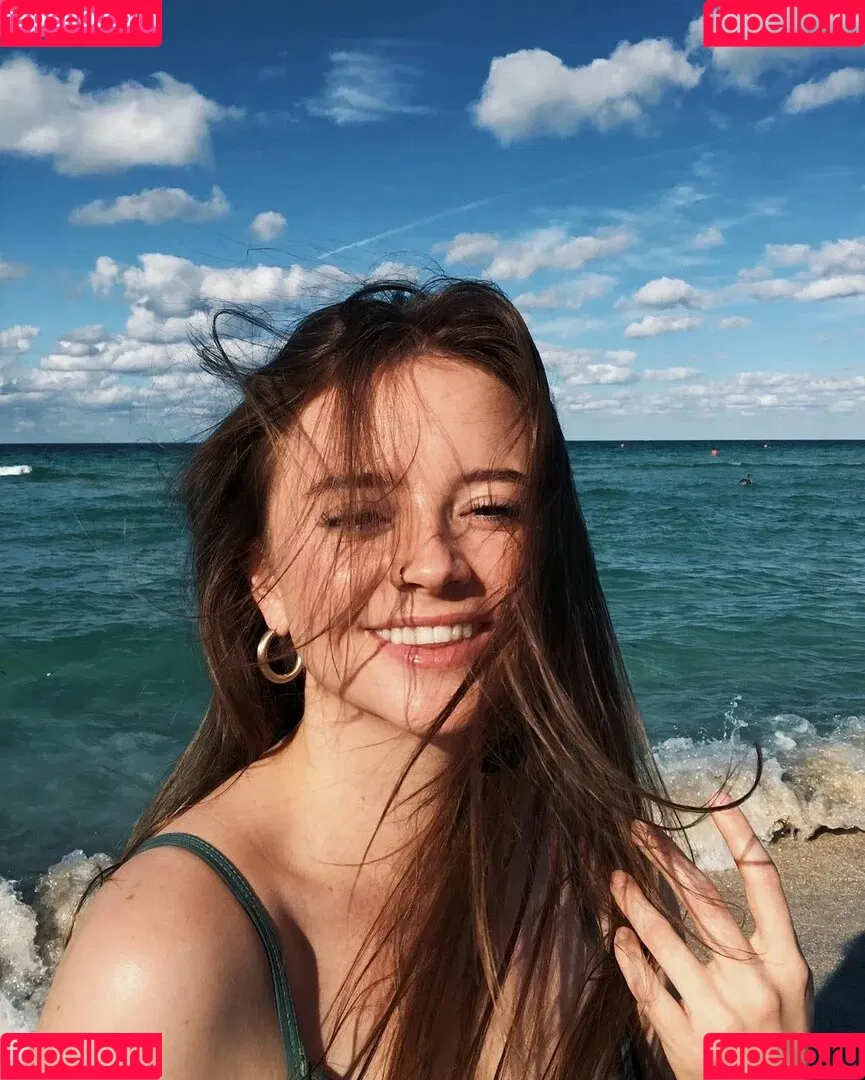 Susi Vidal Onlyfans Photo Gallery 
