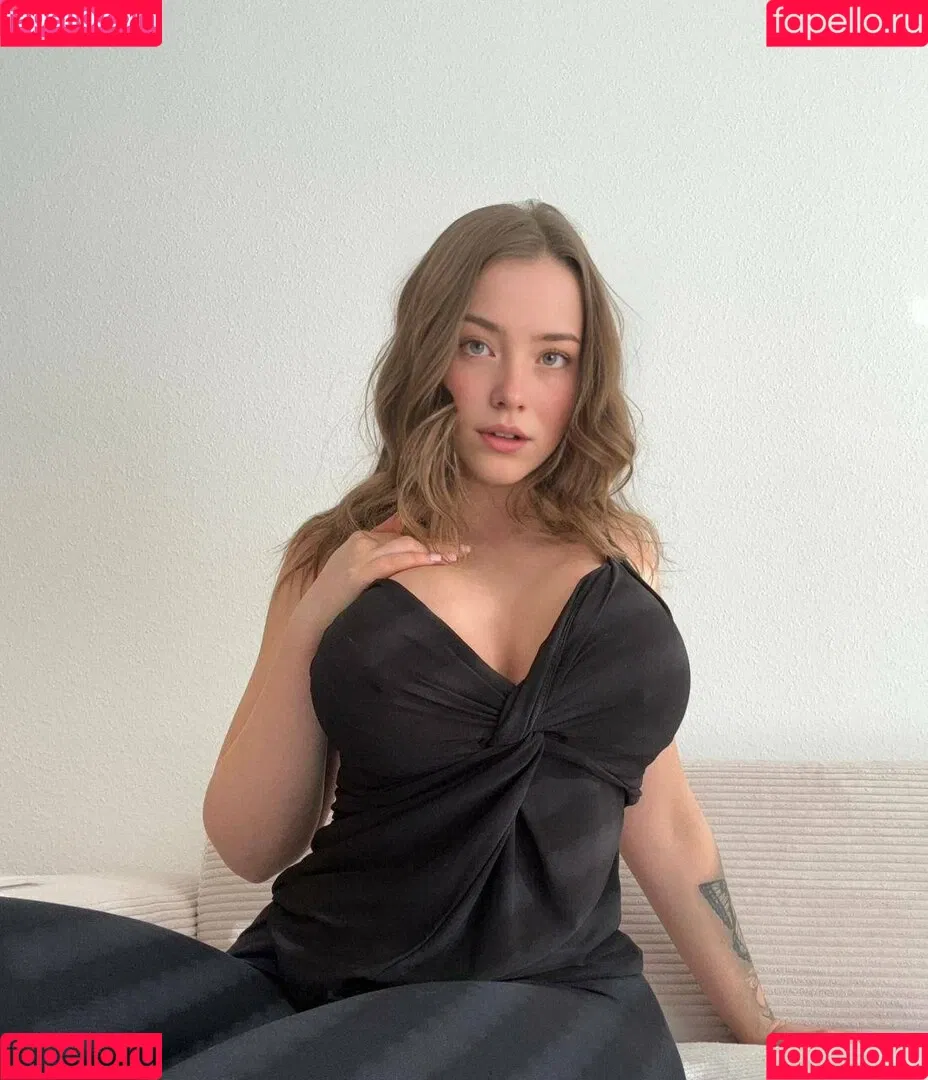 milkyybecky Onlyfans Photo Gallery 