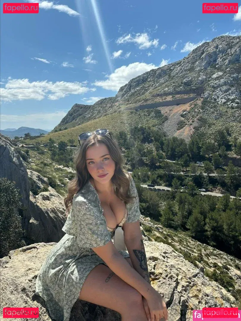 milkyybecky Onlyfans Photo Gallery 