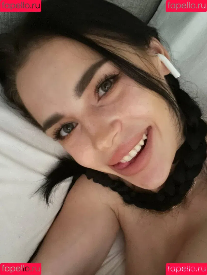 VulgarCat Onlyfans Photo Gallery 