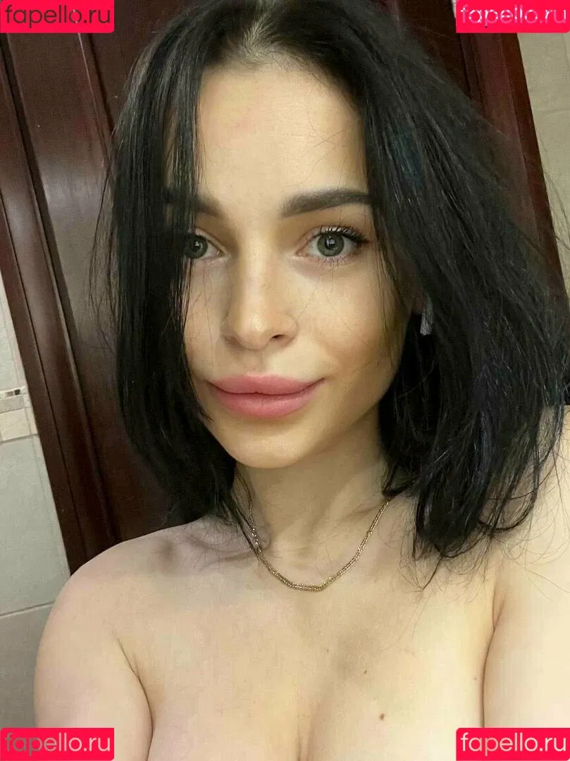 VulgarCat Onlyfans Photo Gallery 