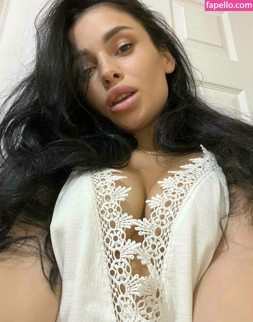 VulgarCat Onlyfans Photo Gallery 