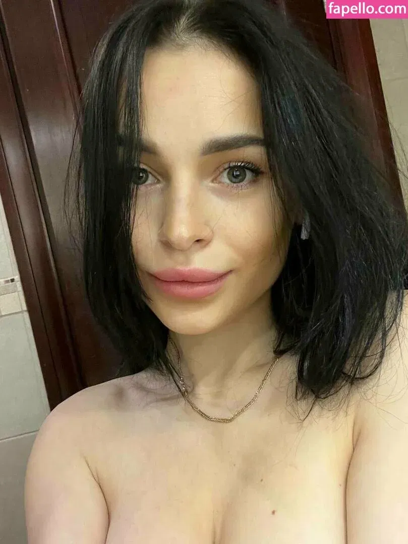 VulgarCat Onlyfans Photo Gallery 