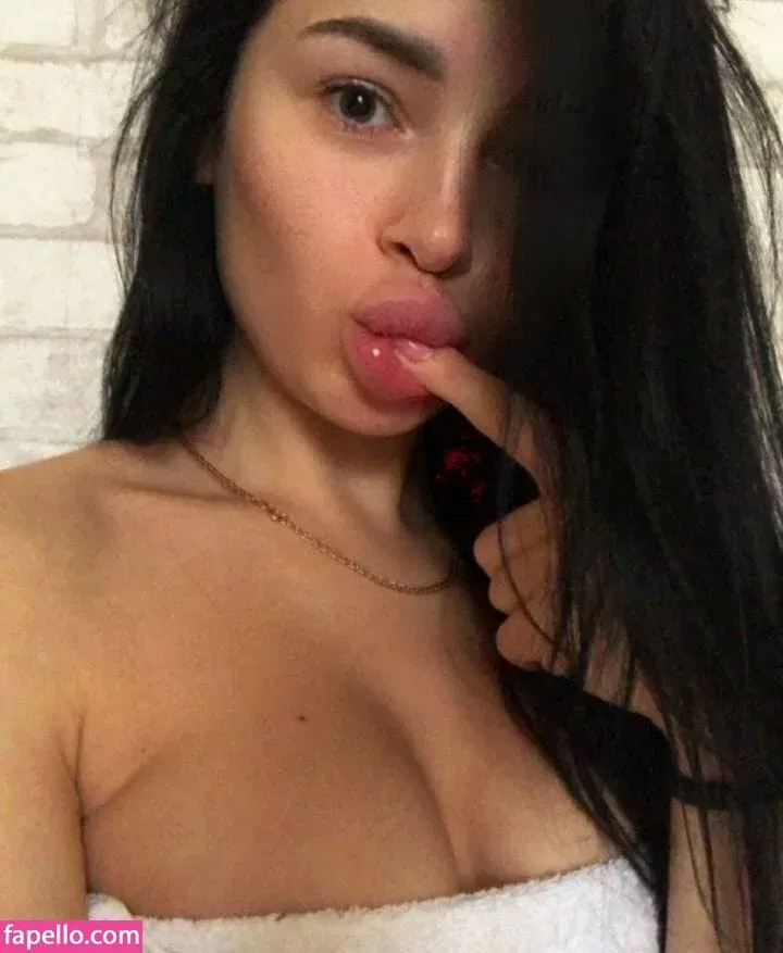 VulgarCat Onlyfans Photo Gallery 