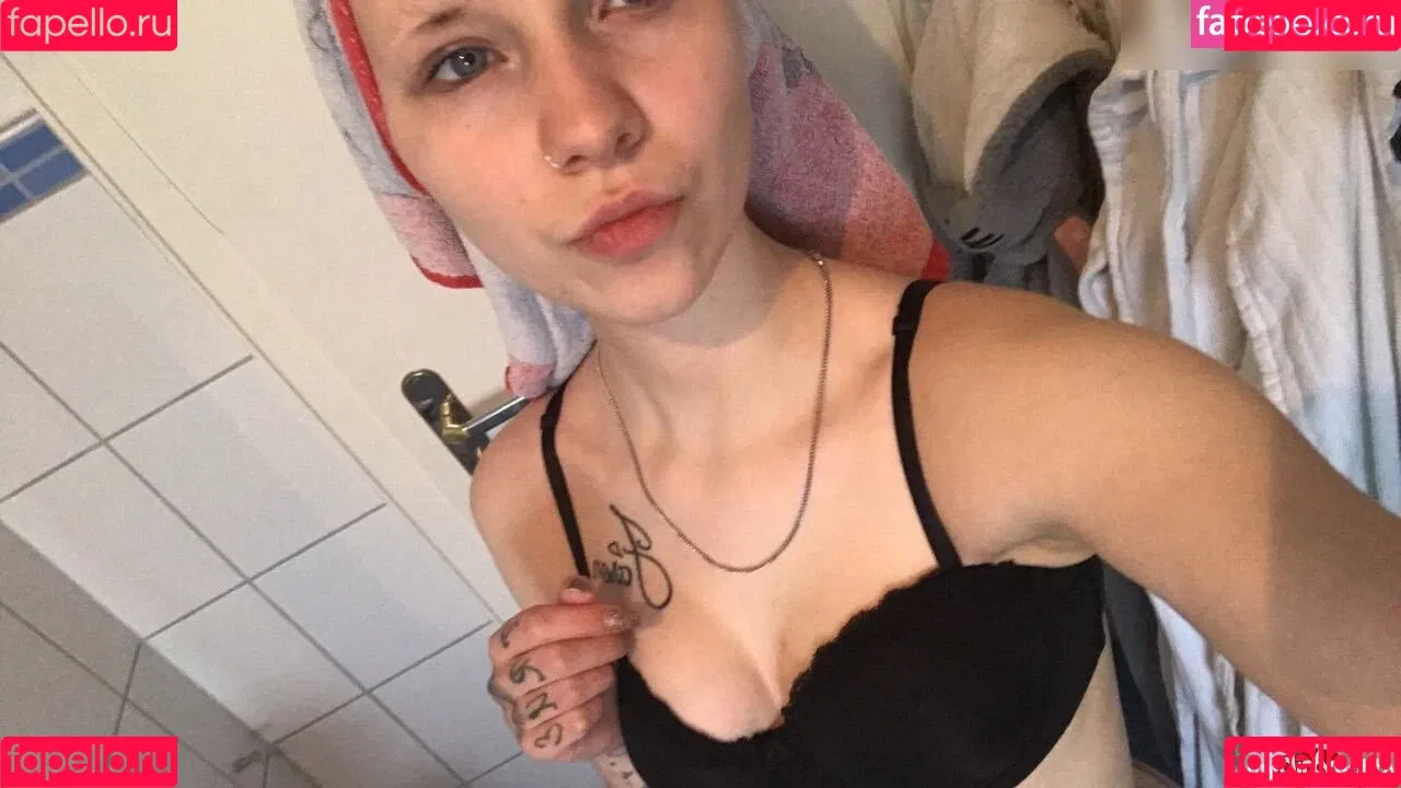 DirtyShirin97 Onlyfans Photo Gallery 