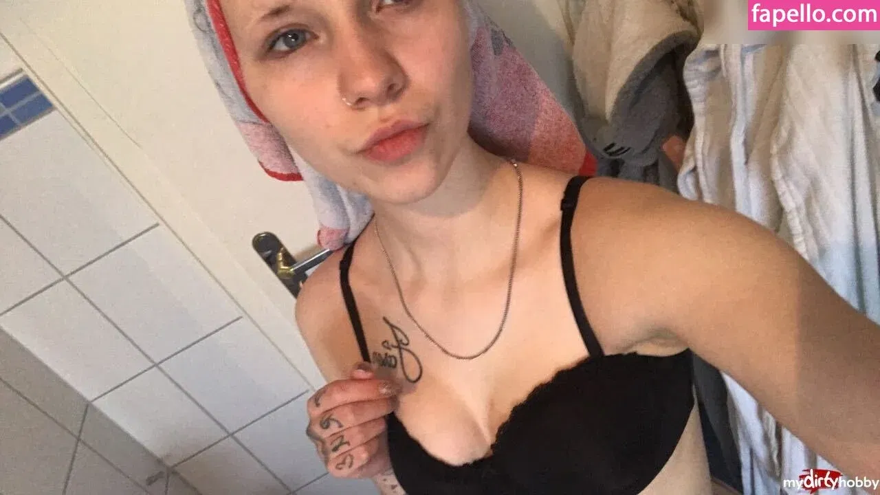 DirtyShirin97 Onlyfans Photo Gallery 