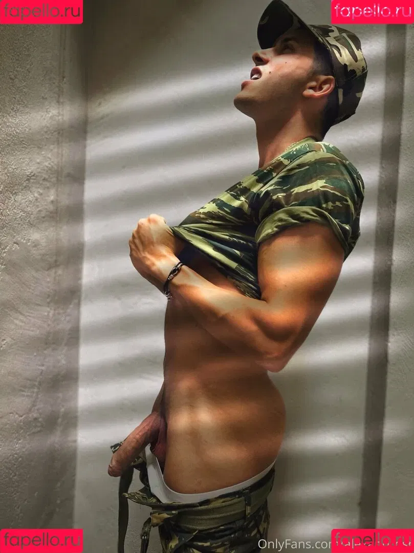 alexandrosr Onlyfans Photo Gallery 