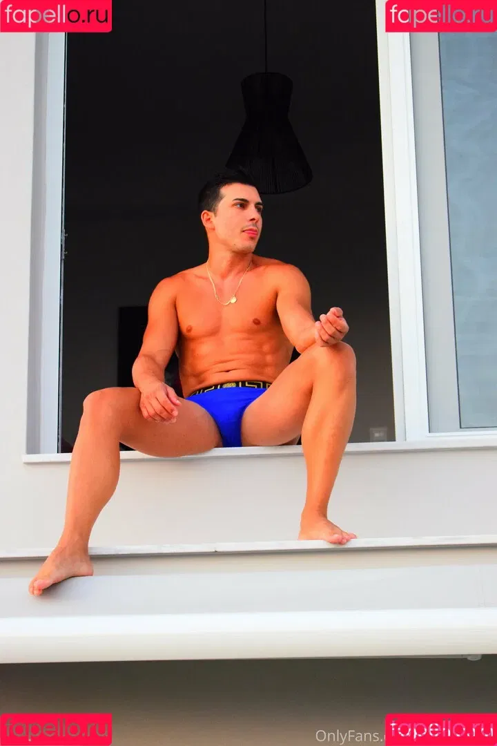 alexandrosr Onlyfans Photo Gallery 