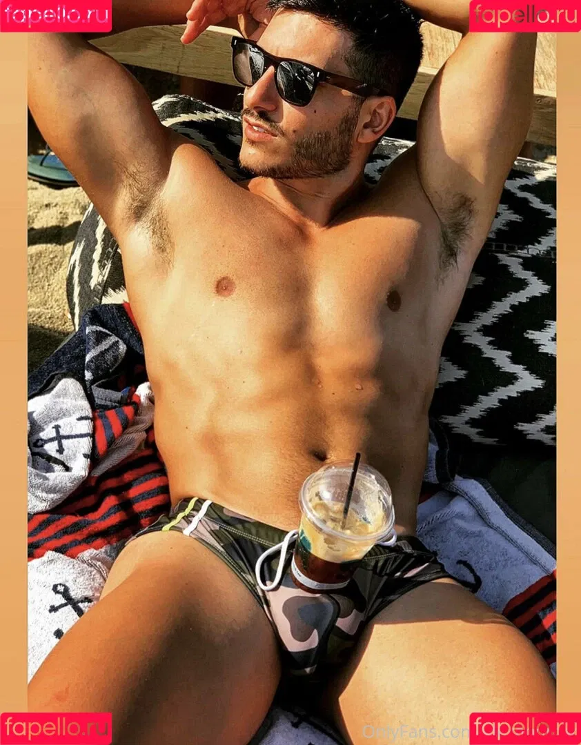 alexandrosr Onlyfans Photo Gallery 