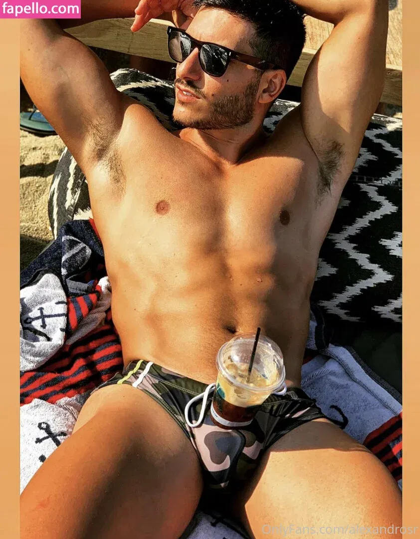 alexandrosr Onlyfans Photo Gallery 