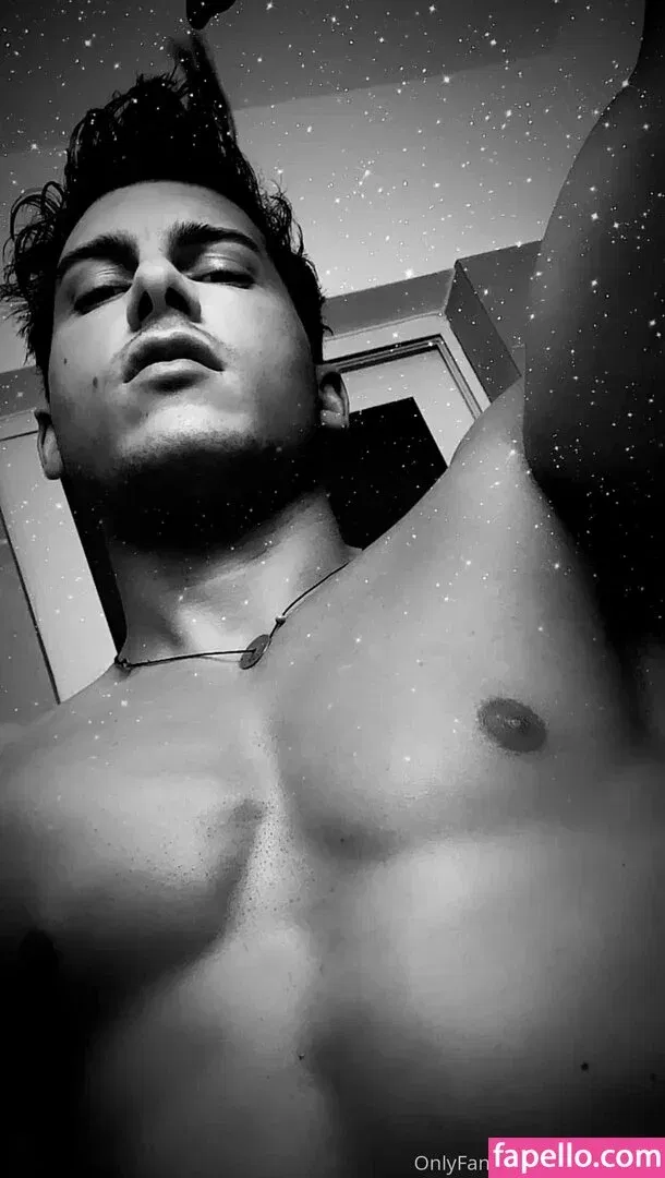 alexandrosr Onlyfans Photo Gallery 