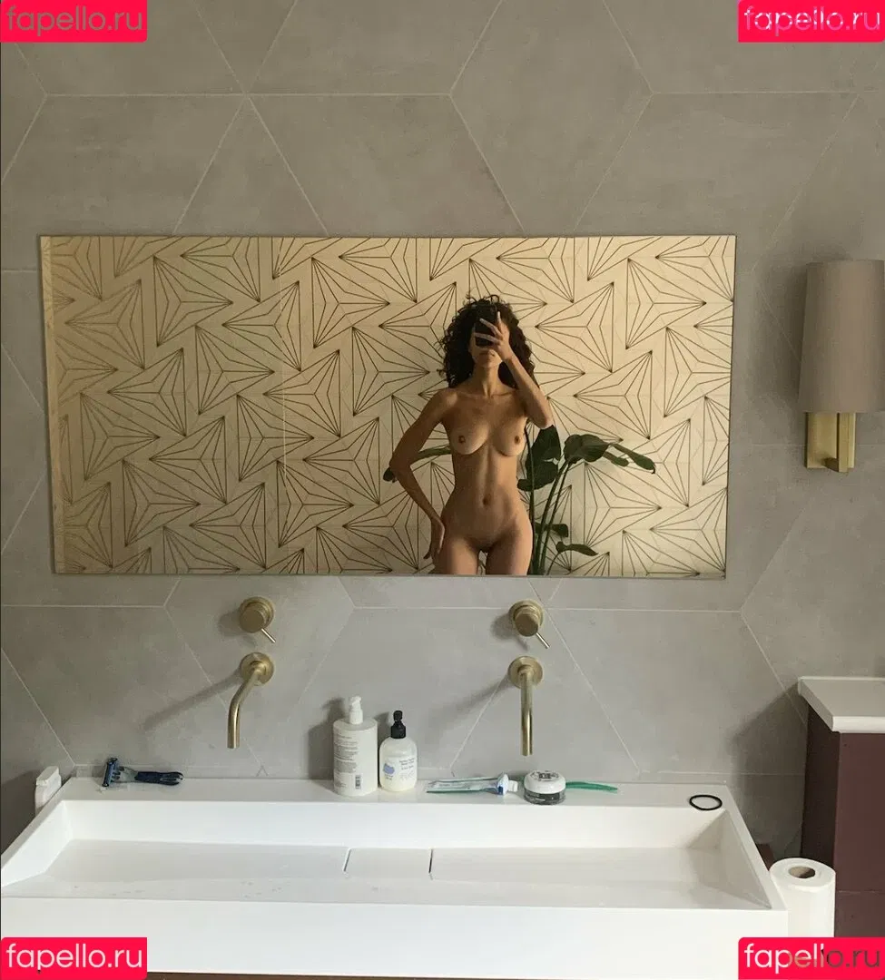 BimboUbermensch Onlyfans Photo Gallery 