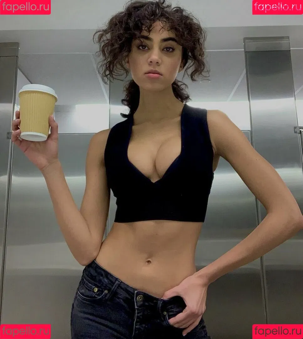 BimboUbermensch Onlyfans Photo Gallery 